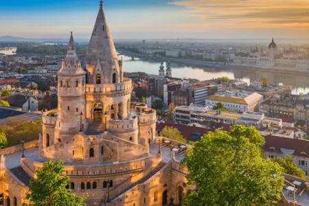 3 special sights of Budapest (and parking information)