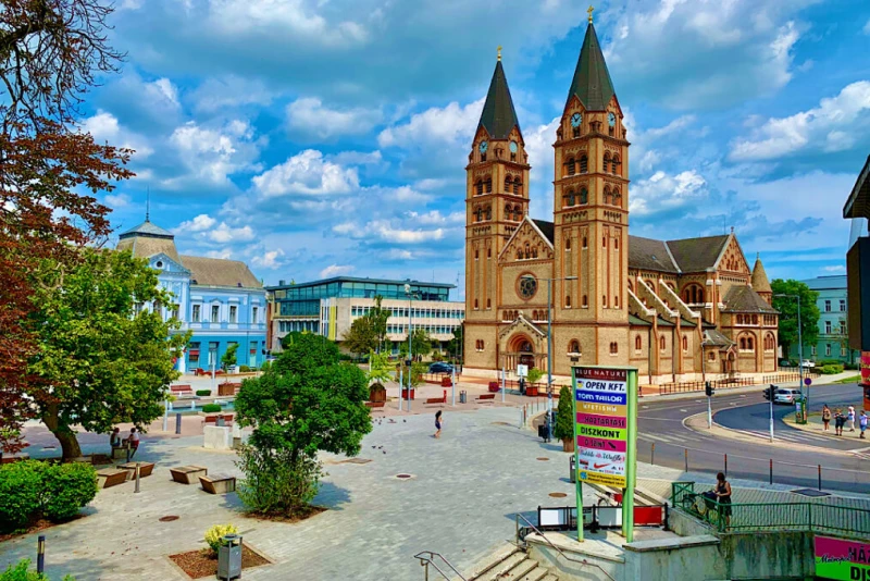 Nyíregyháza: sights and parking